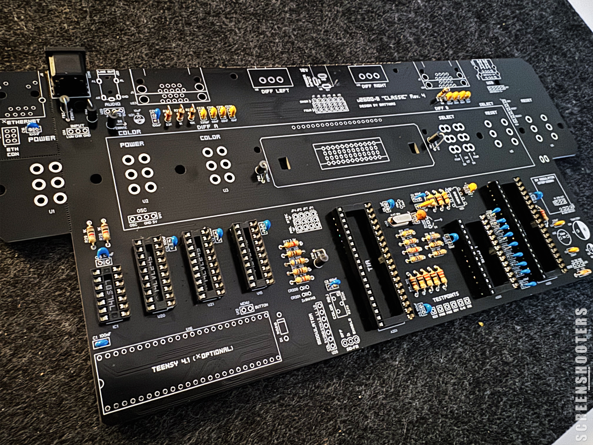 Atari_192_u2600+8-Classic_08.jpg